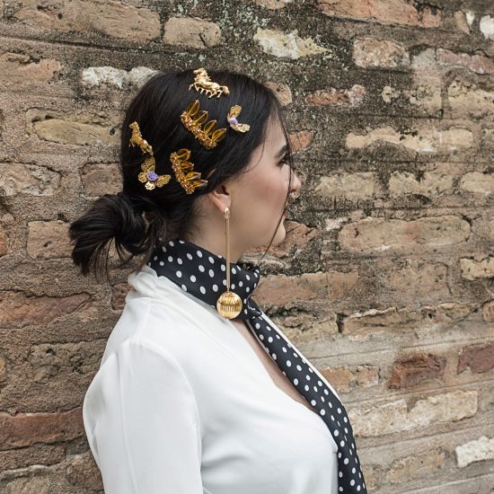 Peina color ambar para flamenca de lamágora. Colección Flamenca 2020.