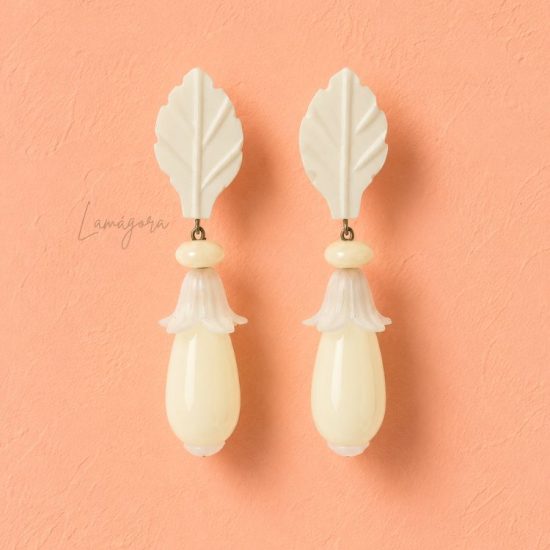 Pendientes lágrima hueso de Lamágora.